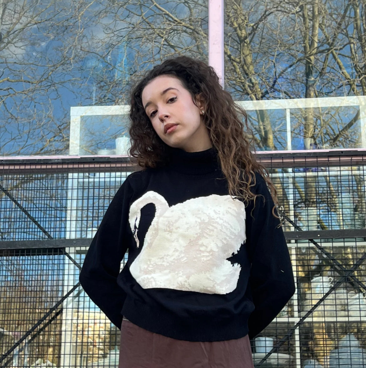 BLACK SWAN ROMANCE SWEATER